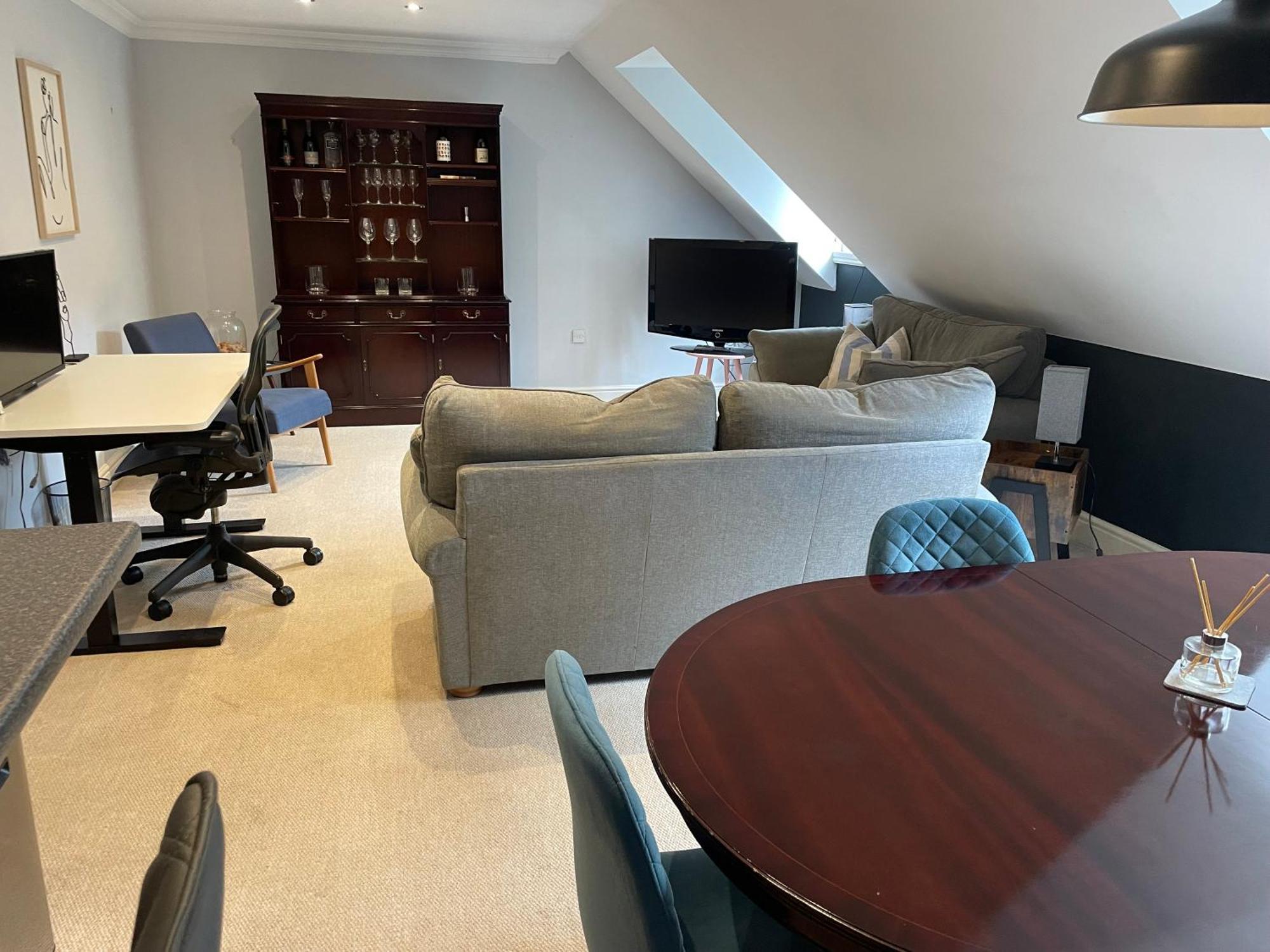 Apartmán Modern Loft Retreat In The Heart Of Nailsworth Exteriér fotografie